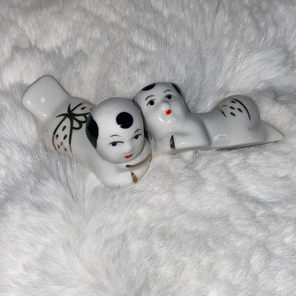 TAO Chopsticks Holders